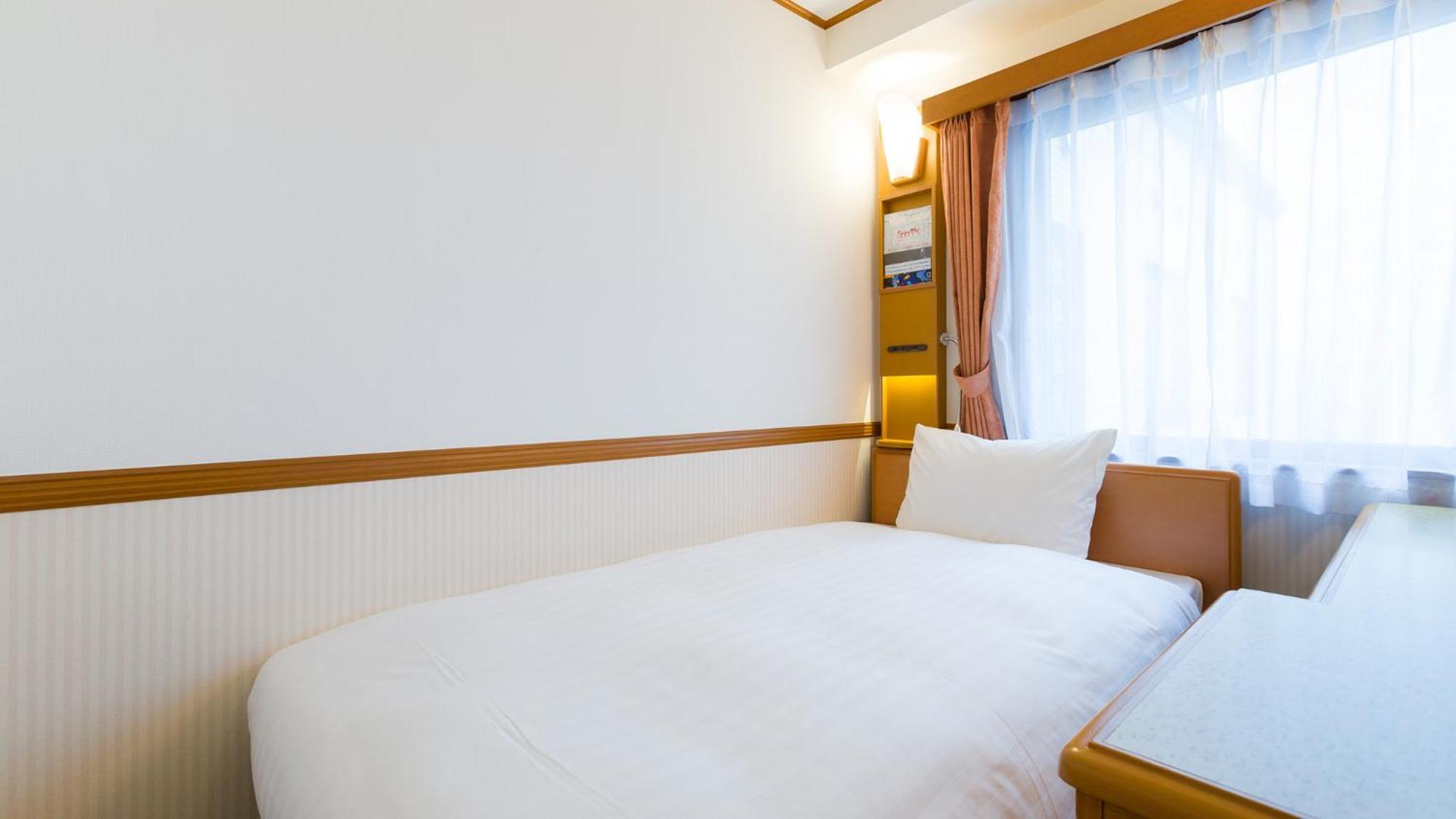 Hotel Toyoko Eki Shinkansen Minami Guchi 3*