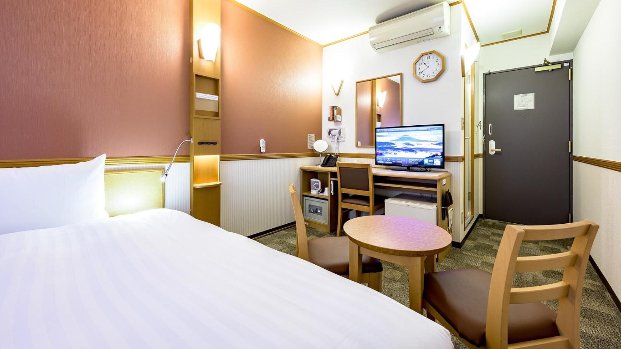 Hotel Toyoko Eki Shinkansen Minami Guchi 3*